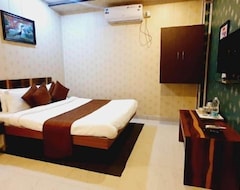 Khách sạn Wanderlust Resort (Bhandardara, Ấn Độ)