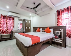 Hotel OYO 16930 Madhura Inn (Visakhapatnam, Indija)