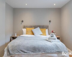 Toàn bộ căn nhà/căn hộ Beautiful Two Bedroom House With Private Garden & Bbq (Westerham, Vương quốc Anh)