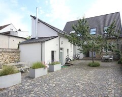 Tüm Ev/Apart Daire Hofhaus Mit Riesengarten - Gemutliches Hauschen Im Kern Des Schonsten Mainzer Stadtteils Finthen (Mainz, Almanya)