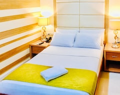 Khách sạn Reddoorz Plus @ Abc Landmark Hotel (Kidapawan, Philippines)