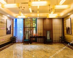 Khách sạn Jincheng Hotel (Binchuan, Trung Quốc)