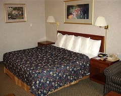 Khách sạn Fern Valley Hotel & Conference Center (Louisville, Hoa Kỳ)