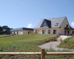 Toàn bộ căn nhà/căn hộ Villa With Swimming Pool At The Entrance To The Crozon Peninsula (Argol, Pháp)