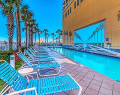 Cijela kuća/apartman Low-Floor 2BR/2BA/8ppl Oceanfront Lux Condo! Large Balcony! (Panama City Beach, Sjedinjene Američke Države)