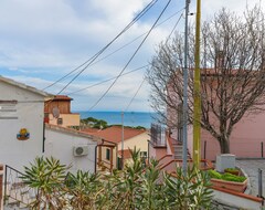 Toàn bộ căn nhà/căn hộ Holiday Apartment Casetta Delle Mimose With Sea View, Private Terrace & Wi-fi (Seccheto, Ý)