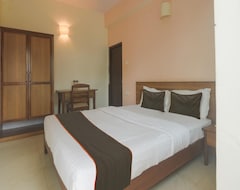 Hotel FabExpress Joey's Place (Velha Goa, India)