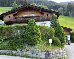 Toàn bộ căn nhà/căn hộ Holiday House Directly On The Ski Hochzillertal (Kaltenbach, Áo)