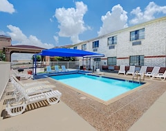 Surestay Plus Hotel By Best Western San Antonio North 281 N (Converse, ABD)