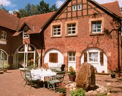 Khách sạn Landhotel Sonnenhof (Siebeldingen, Đức)