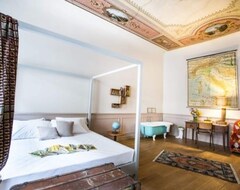 Khách sạn Soprarno Suites (Florence, Ý)