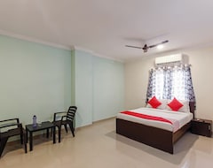 Khách sạn OYO Royal Inn Hotel (Hyderabad, Ấn Độ)