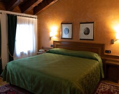 Hotel Locanda Al Sole (Castello di Godego, Italija)