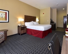 Hotel Holiday Inn Express & Suites Fredericksburg (Fredericksburg, USA)