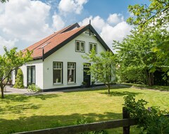 Toàn bộ căn nhà/căn hộ Cozy Country Cottage In A Peaceful And Central Location In Schoorl (Schoorl, Hà Lan)