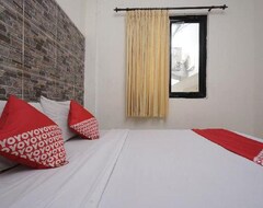 Hotel OYO 1699 Verona Residence (Bandung, Indonesien)