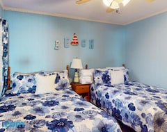 Hotel 275 W First St #22f (Ocean Isle Beach, USA)