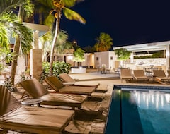 Hotel Floris Suite (Willemstad, Curacao)
