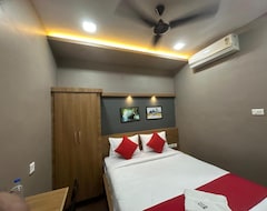 Hotelli Century Regency (Kochi, Intia)