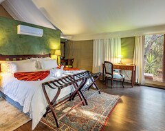 Hotel Phelwana Game Lodge (Hoedspruit, South Africa)