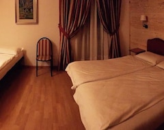 Hotelli Albergo Aprica Garni (Aprica, Italia)