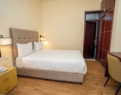 Tüm Ev/Apart Daire Two Bedrooms Apartment - Located 5 Minutes Away From The Airport. (Addis Abeba, Etiyopya)