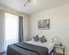 Căn hộ có phục vụ Clocktower Apartment Hotel (Melbourne, Úc)