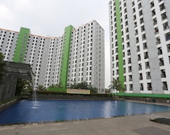 Hotel Capital O 93372 Aurora Residence (Lebak, Indonezija)
