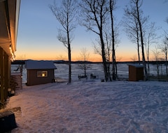 Koko talo/asunto Lakeside Cabin Retreat - Green Lake (70 Mile House, Kanada)