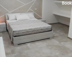 Bed & Breakfast Mia Guest Room (Triggiano, Ý)