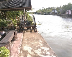 Hotelli Bansuwan Homestay (Samut Songkhram, Thaimaa)