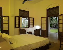 Hotel Comilla Bungalow (Katunayake, Šri Lanka)
