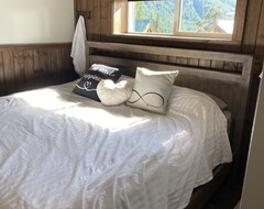 Casa/apartamento entero Amazing 6 Bedroom, 4 Bath, Sasquatch Mountain Cabin With Hot Tub & Steam Room (Agassiz, Canadá)