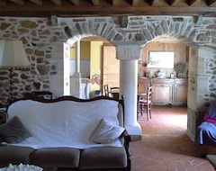 Toàn bộ căn nhà/căn hộ Character Cottage For A Perfect Rest (Brix, Pháp)