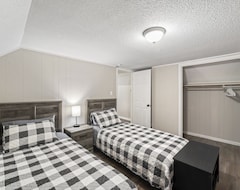 Toàn bộ căn nhà/căn hộ Comfortable 3 Bedroom In Charming Baldwin City (Baldwin City, Hoa Kỳ)