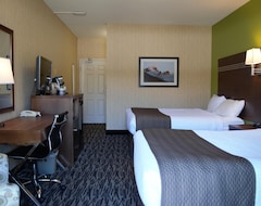 Hotel Fernie Stanford Resort- Standard Room With 2 Queen Beds (Fernie, Kanada)