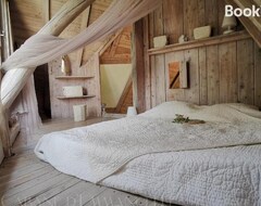 Toàn bộ căn nhà/căn hộ La Cabane D Emmanuelle (Saint-Nazaire, Pháp)