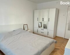 Entire House / Apartment Floris Apartments (Beclean, Romania)