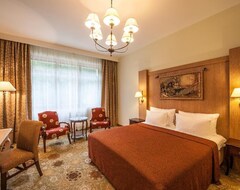 Khách sạn Grand Hotel Polyana (Sochi, Nga)