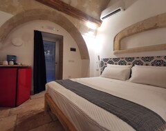 Khách sạn Dioniso Bed And Wellness (Taranto, Ý)