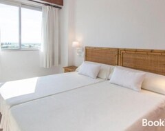 Tüm Ev/Apart Daire Bright Apartment Steps Away From The Beach (Sueca, İspanya)