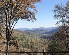 Entire House / Apartment Mountain Camping With Nc Blue Ridge Views (Fleetwood, USA)