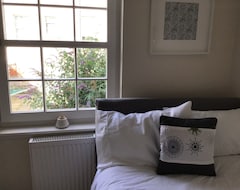 Toàn bộ căn nhà/căn hộ Stylish 1st Floor 3 Bed Flat In The Centre Of St Andrews - Perfect Golf Rental (St. Andrews, Vương quốc Anh)