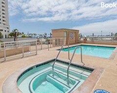 Koko talo/asunto Ocean Views 2 Bed 2 Bath Condo Long Beach Convention Center (Long Beach, Amerikan Yhdysvallat)