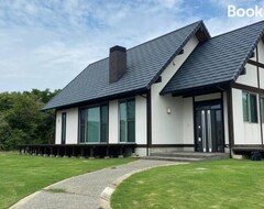 Toàn bộ căn nhà/căn hộ New Open! Luxury Seaside Villa Shencouzhuchechangwuliaohaibiannobiezhuang (Munakata, Nhật Bản)