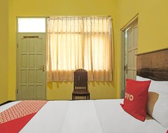 Khách sạn Oyo 92482 Hotel Permata 1 (Salatiga, Indonesia)