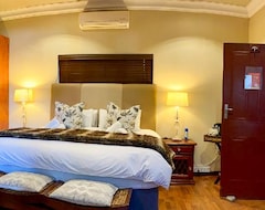 Hotel Spacube Luxury Suites (Pretoria, South Africa)