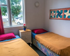 Hostel / vandrehjem 42b College House (Whanganui, New Zealand)