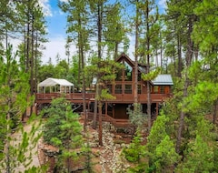 Koko talo/asunto Pristine Pine Retreat W/ Deck & Outdoor Dining! (Pine, Amerikan Yhdysvallat)