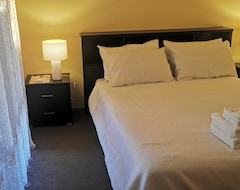 Toàn bộ căn nhà/căn hộ Cosy Kelmscott Holiday Home Full Airconditioned Bedrooms For Your Comfort (Perth, Úc)